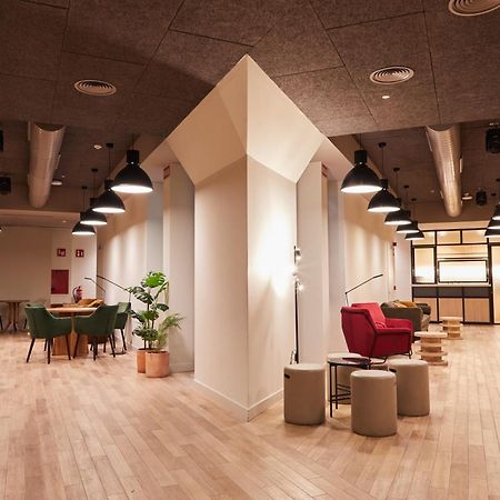 Latroupe Prado Hostel Madrid Eksteriør bilde