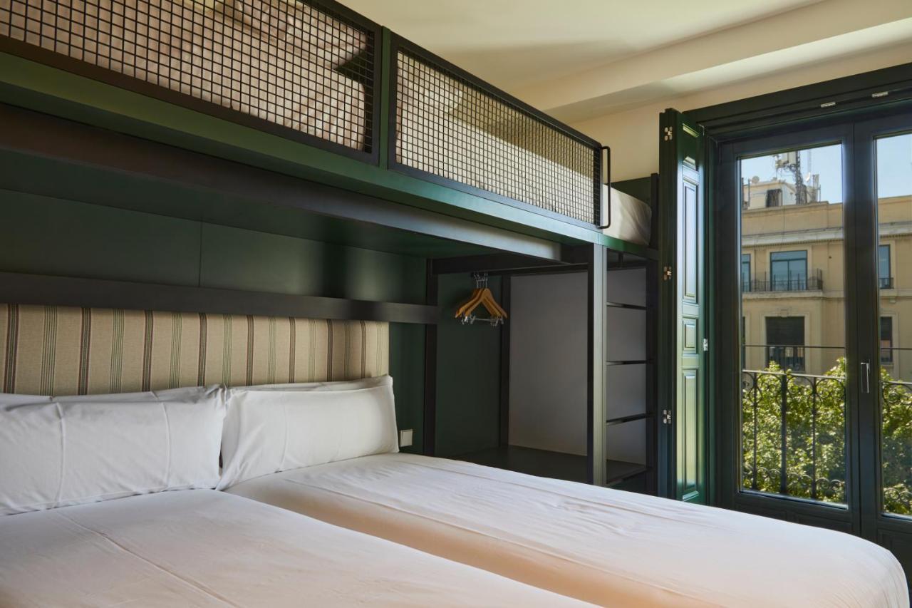 Latroupe Prado Hostel Madrid Eksteriør bilde