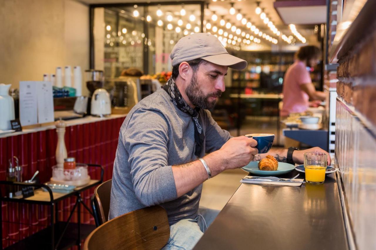 Latroupe Prado Hostel Madrid Eksteriør bilde