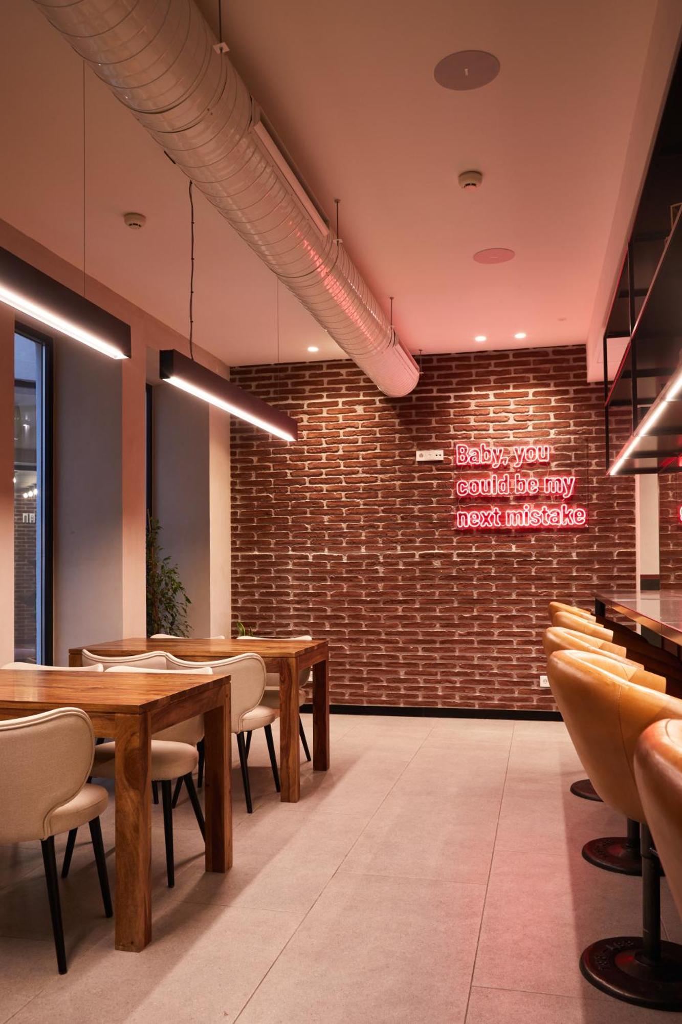 Latroupe Prado Hostel Madrid Eksteriør bilde